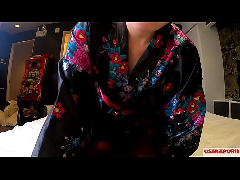 ❤️ Giovane ragazza cosplay ama il sesso fino all'orgasmo con uno squirt in una cavallerizza e un pompino. Ragazza asiatica con figa pelosa e belle tette in costume tradizionale giapponese in video amatoriale che mostra la masturbazione con fuck toys. Sakura 3 OSAKAPORN. Porno russoal it.porn-evooli.ru ❌️
