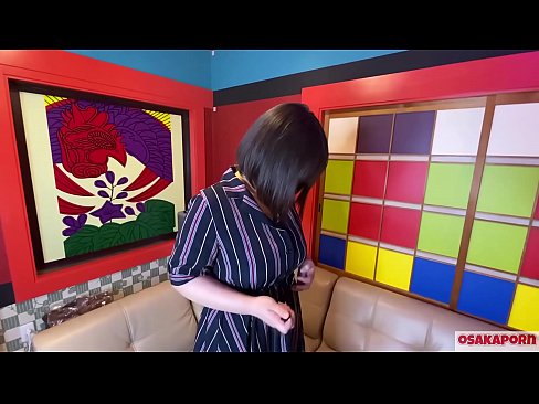 ❤️ Puttana giapponese con grandi tette si masturba con sex toys e ha un orgasmo. Parla in un'intervista della sua esperienza di scopata. Tette enormi e figa pelosa che geme forte. Osakaporn Porno russoal it.porn-evooli.ru ❌️